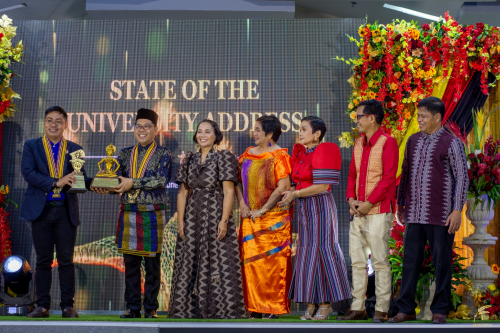 CSU President Penaso Delivers SUnA with Aplomb; Awards Partners for Development