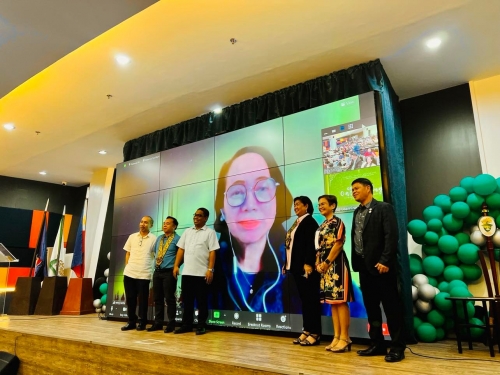 Newly Reclassified Faculty Members Take Earnest Oath