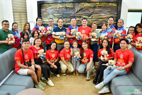 Rotary Club of Central Butuan brings Bears of Joy to CSU