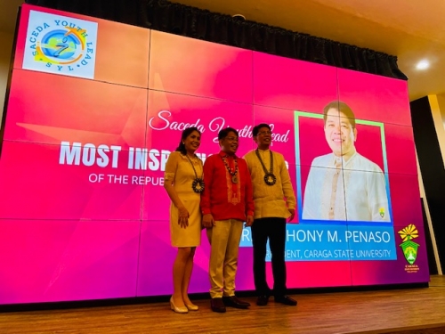 Saceda Awards MIT to CSU President
