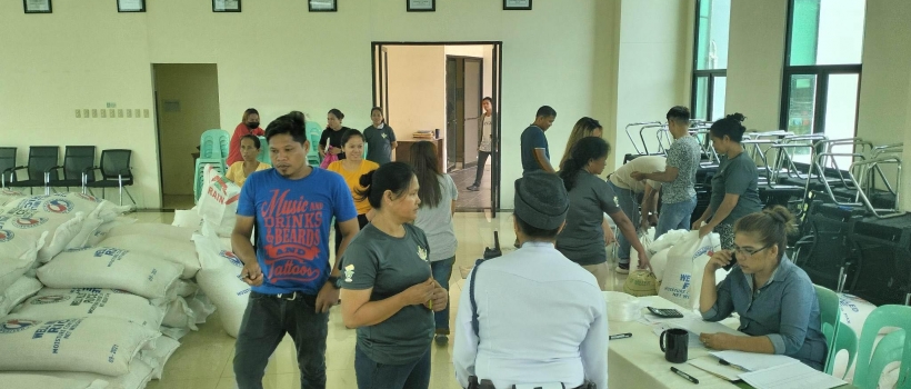 On Welfare: CSU employees receive one-time rice assistance grant 