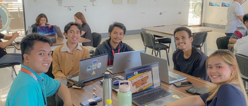 Navigatu's SnapScout and ClassMeet startup team won 1st and 3rd Place in the Philippine Startup Challenge - Regional Pitching Competition