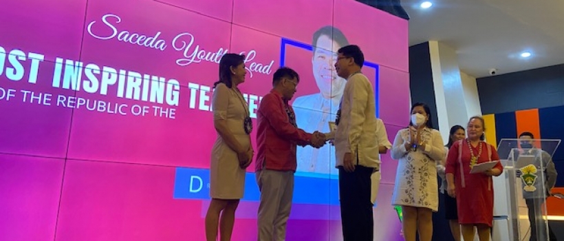 Saceda Awards MIT to CSU President