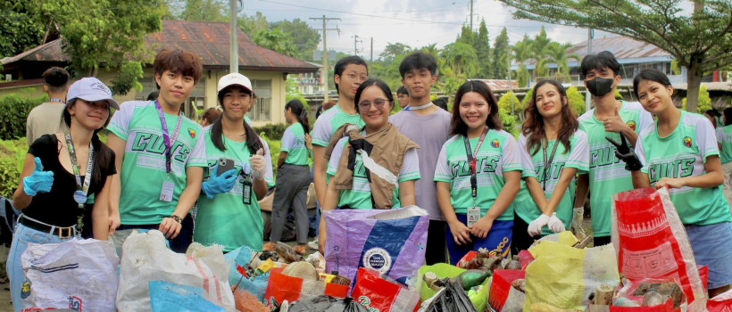 Golden Paddlers celebrate World Water Day with clean up campaign, seminar 