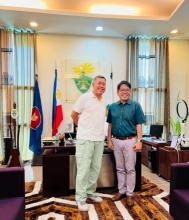 Butuanon Book Author Donates Books to CSU