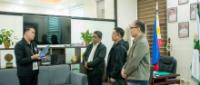 RD Cuñado pays courtesy visit to prexy Daguil; awards plaque of appreciation